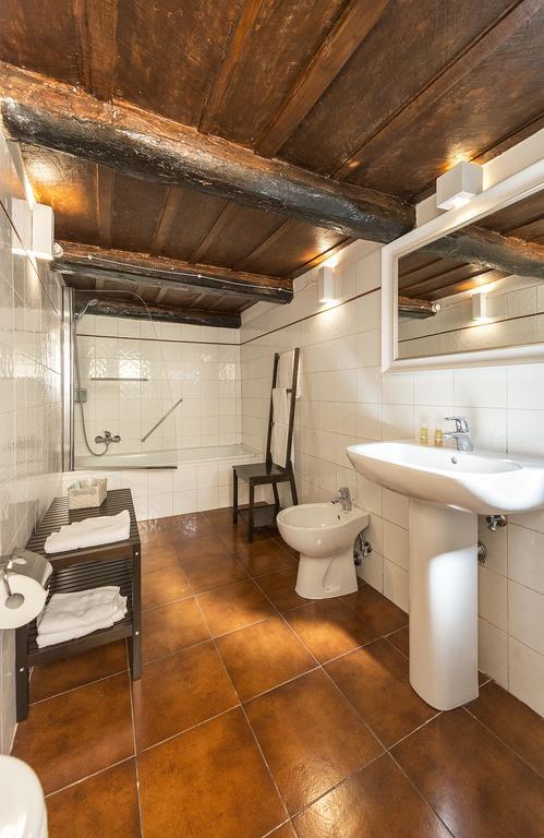B&B I Tre Camini タルクイーニア 部屋 写真