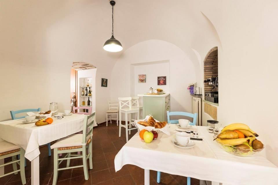 B&B I Tre Camini タルクイーニア エクステリア 写真