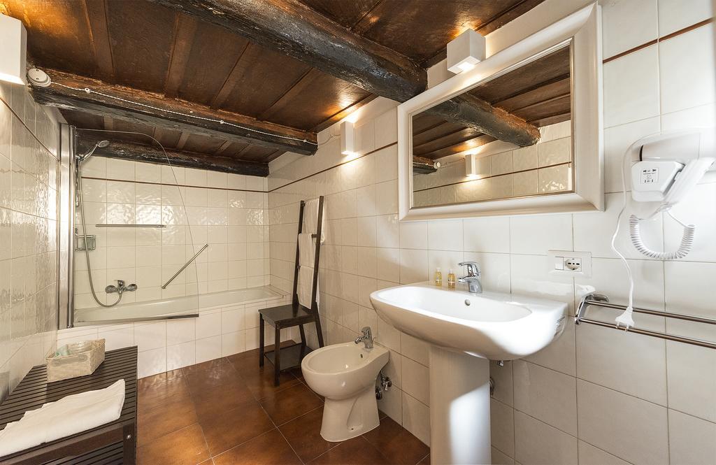 B&B I Tre Camini タルクイーニア 部屋 写真